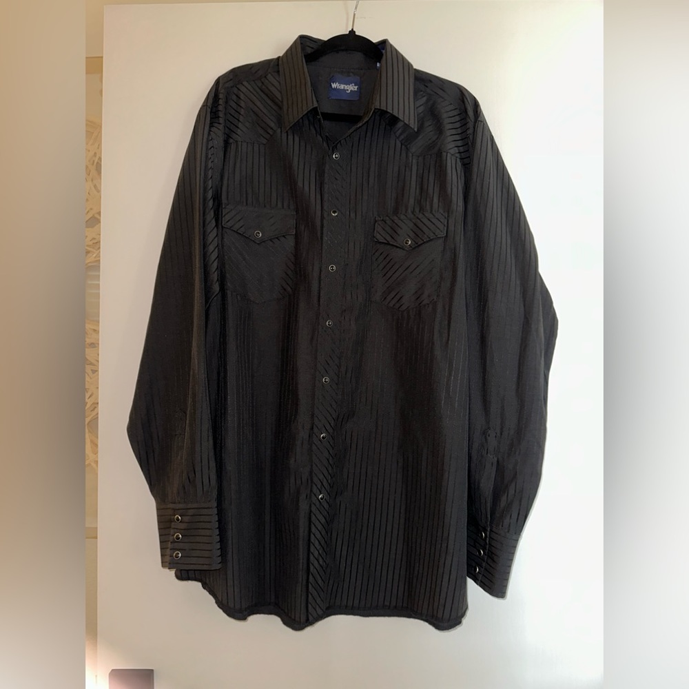 Wrangler mens black button up